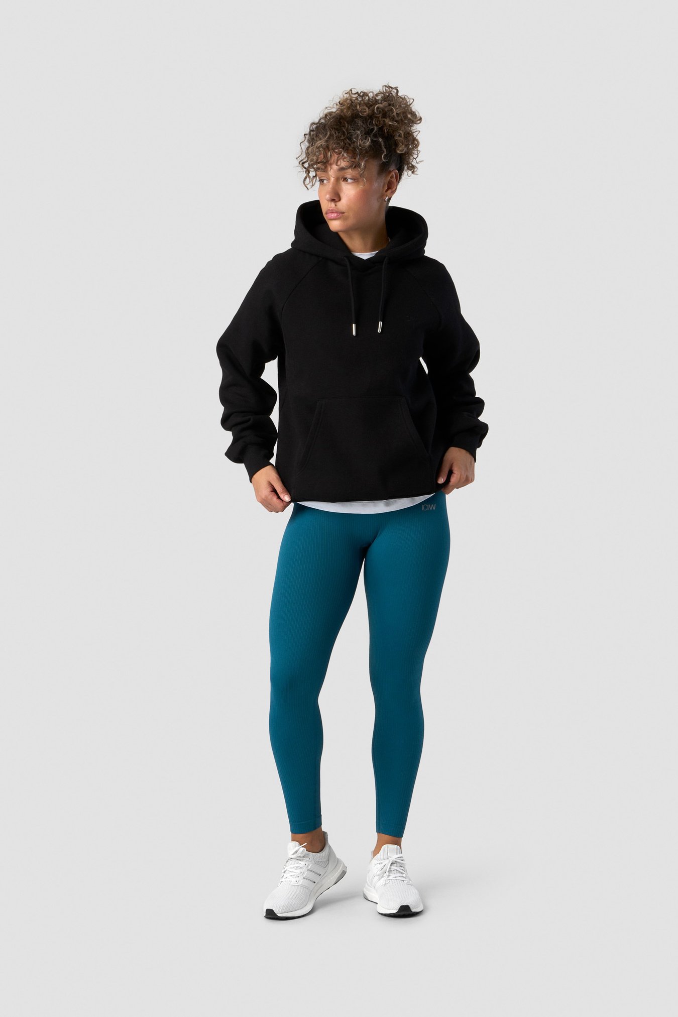 Everyday Hoodie Wmn Black - image 3