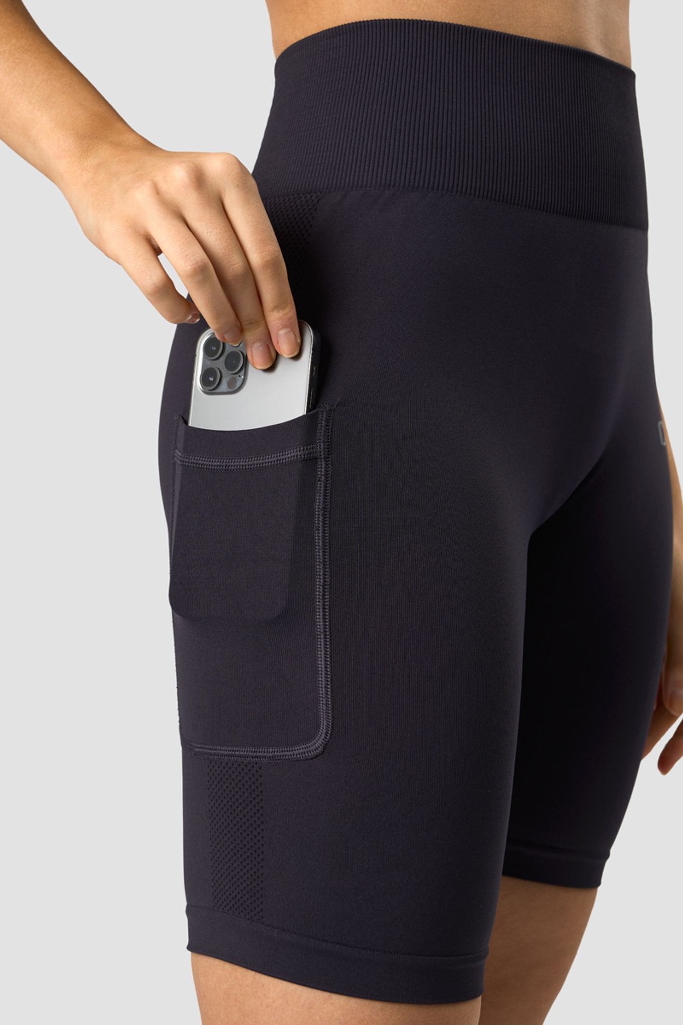 Define Seamless Pocket Biker Shorts Dk Graphite - Bild 3