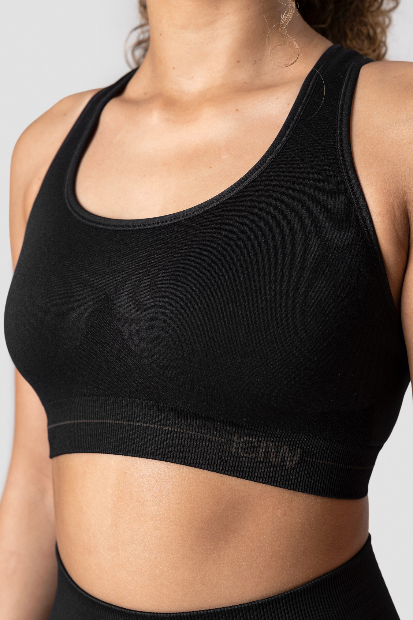 Everyday Seamless Sports Bra Black - imagen 3