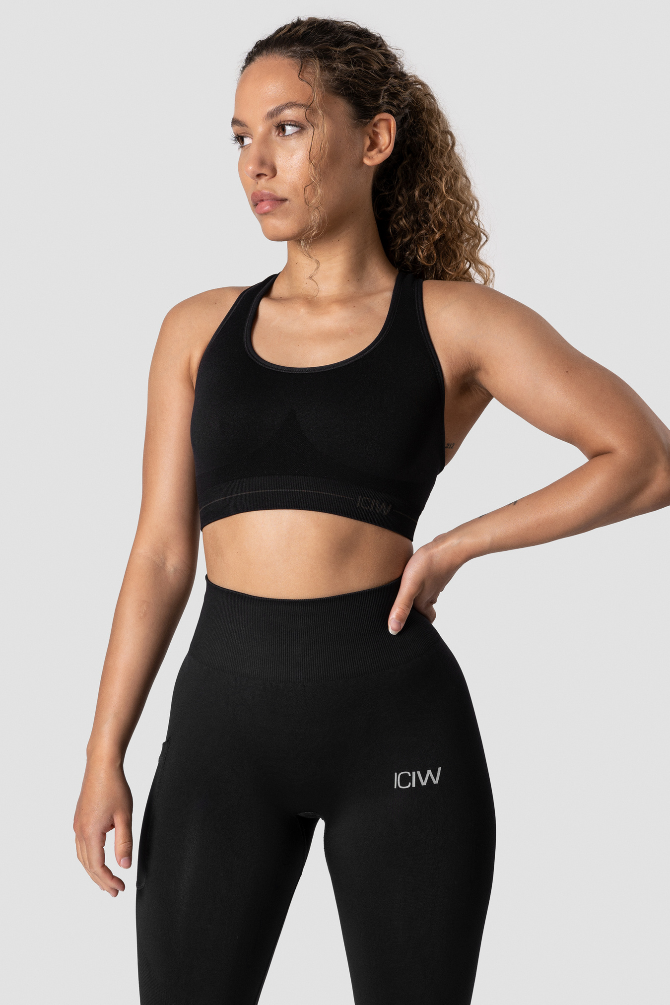Everyday Seamless Sports Bra Black - imagen 1