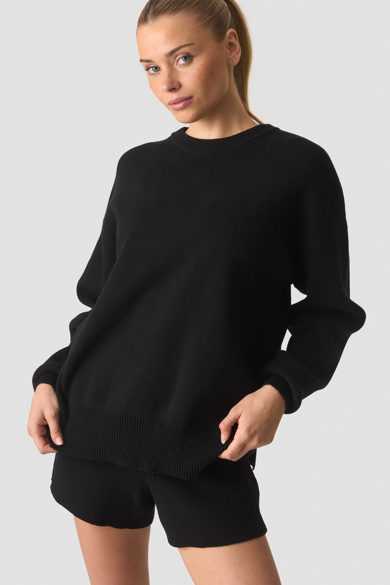 Soft Knit Oversized Crewneck Black - Bild 1