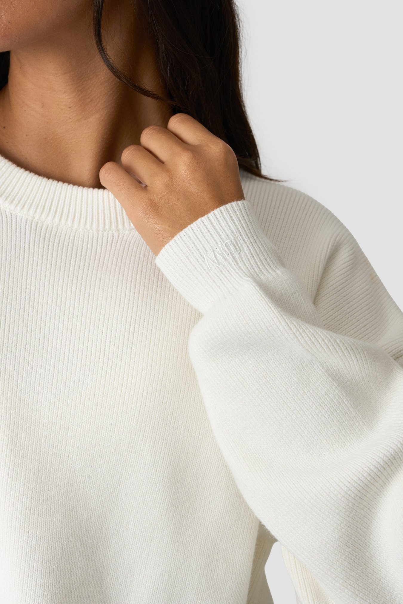 Soft Knit Oversized Cropped Crewneck White - Bild 4