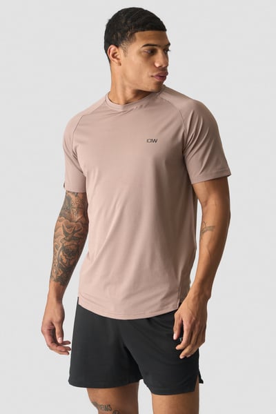 Stride Raglan Mesh T-shirt Men Light Mauve - undefined