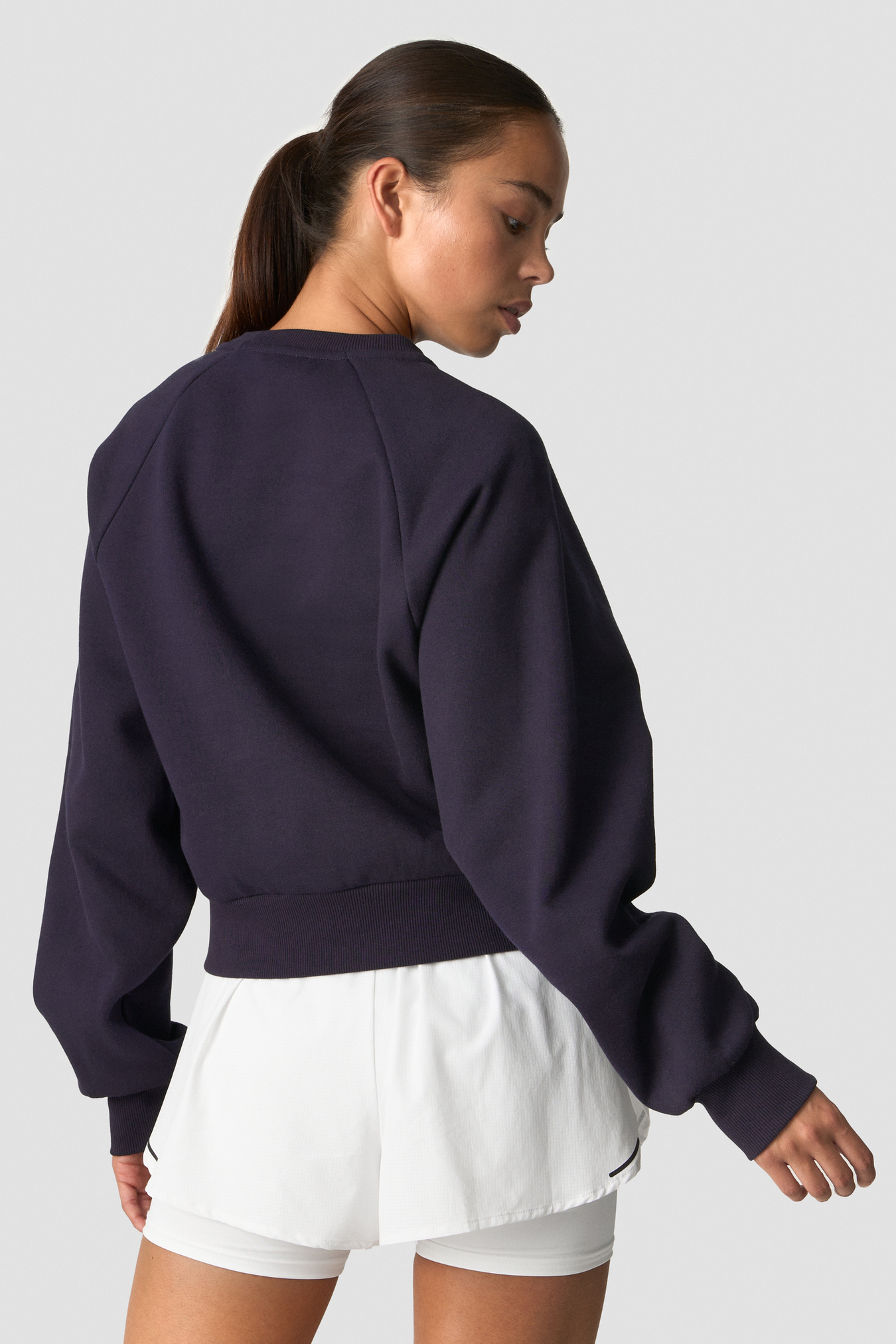 Everyday Cropped Crewneck Wmn Night Purple - afbeelding 2