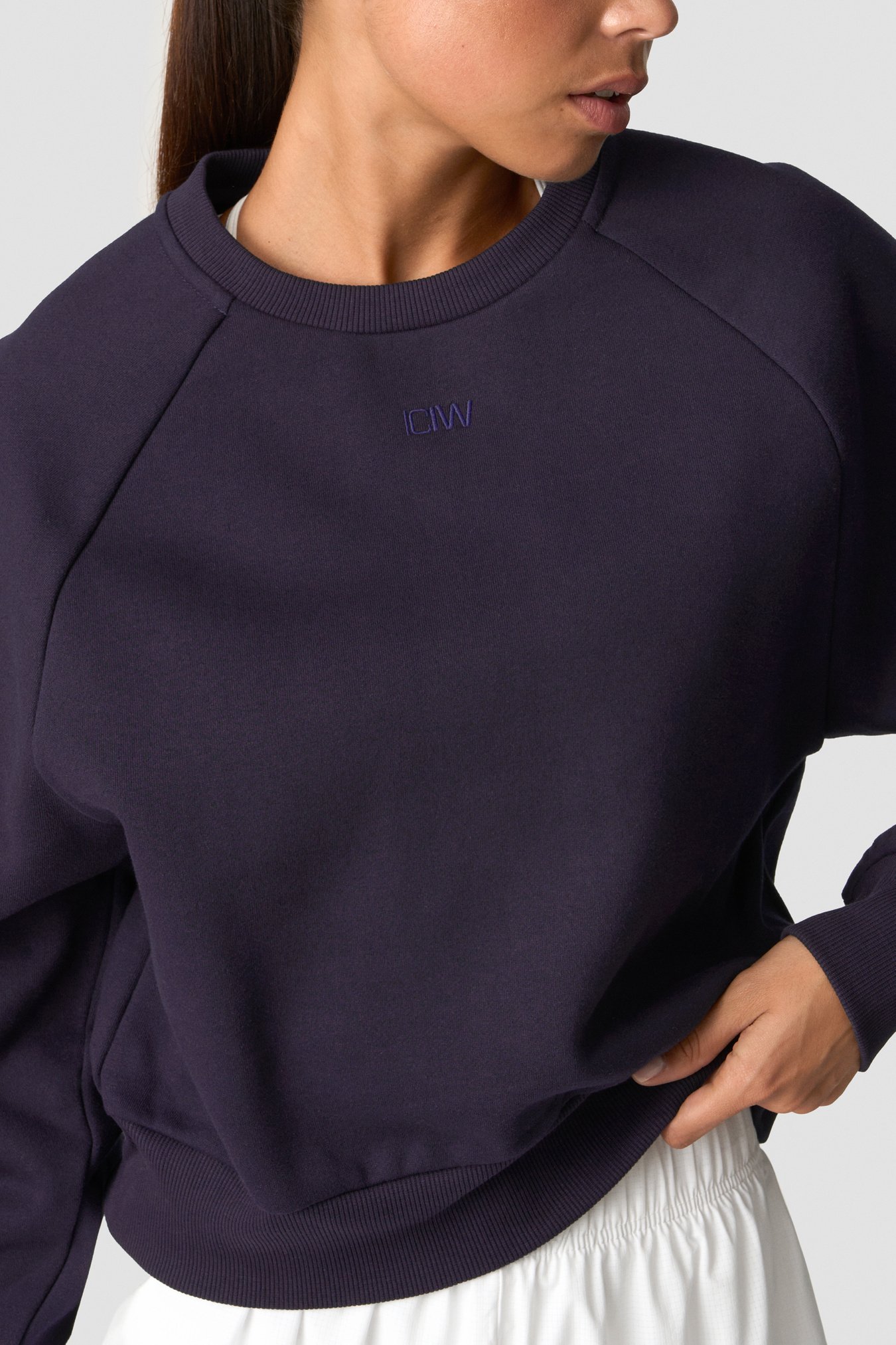 Everyday Cropped Crewneck Wmn Night Purple - afbeelding 3
