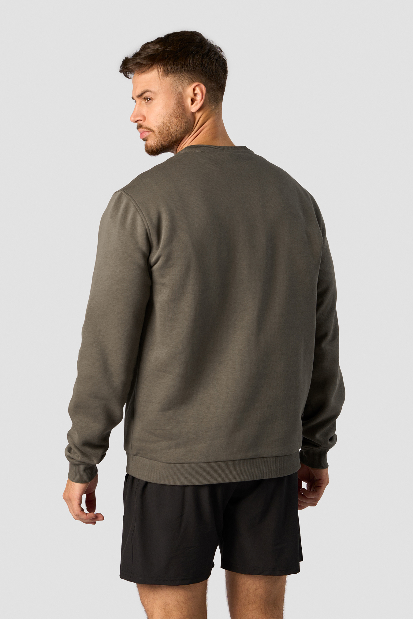 Everyday Crewneck Men Khaki Green - image 2