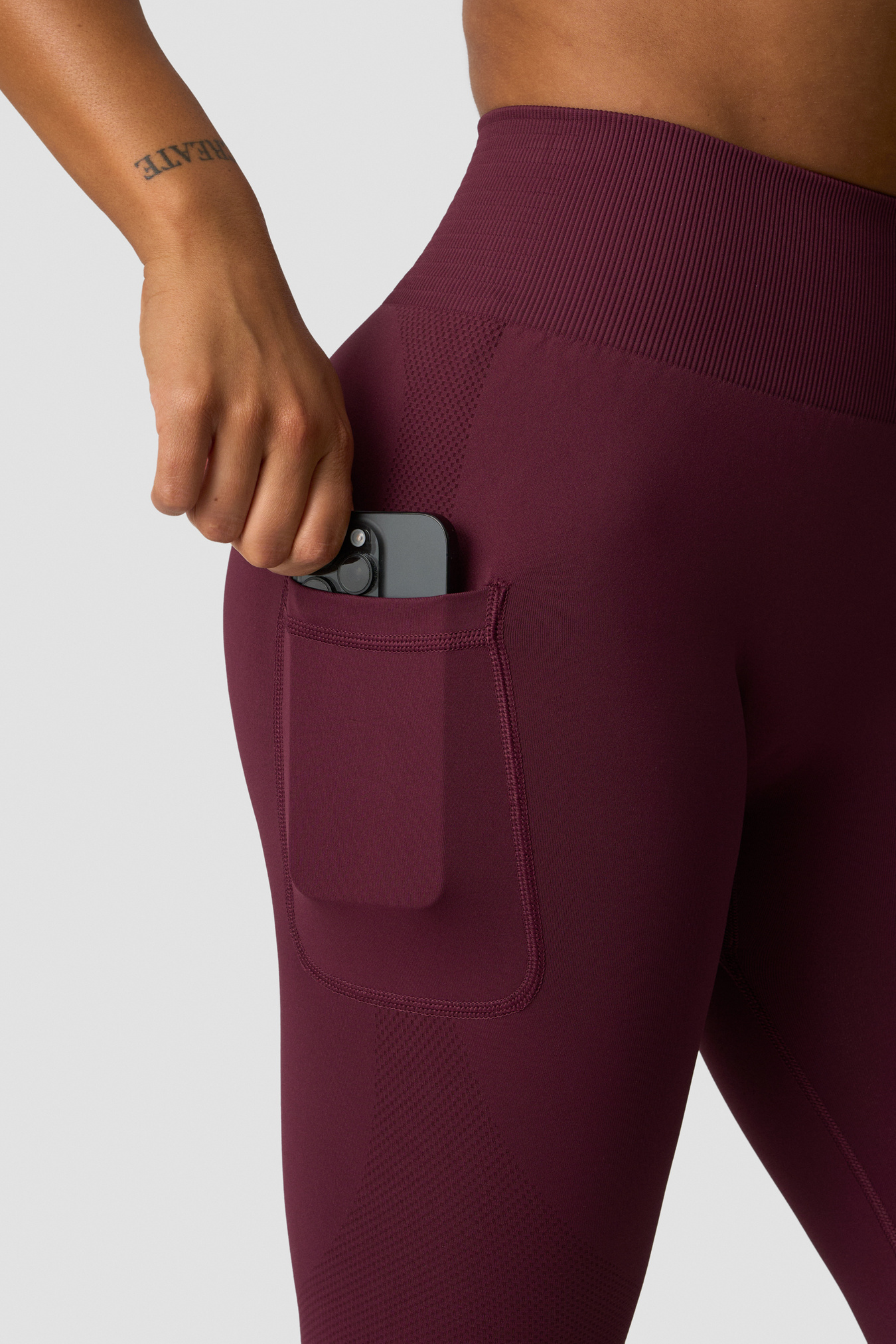 Define Seamless Pocket Tights Dark Mahogany - Bild 1