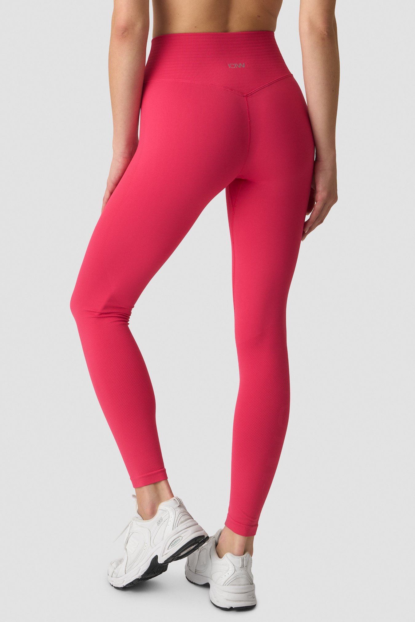Define Seamless V-shape Tights Hot Pink - image 2