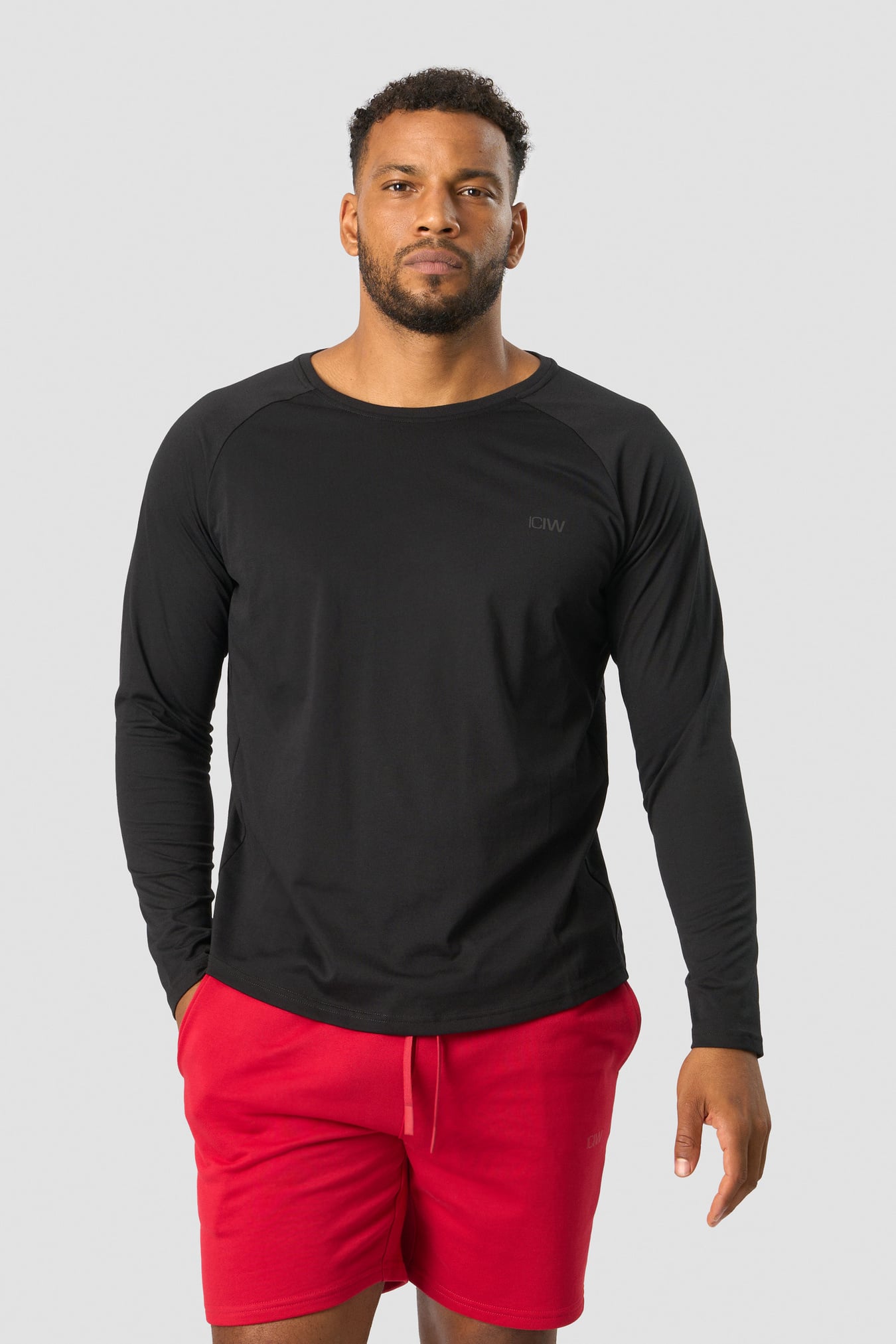 Training Club Raglan Long Sleeve Black - immagine $