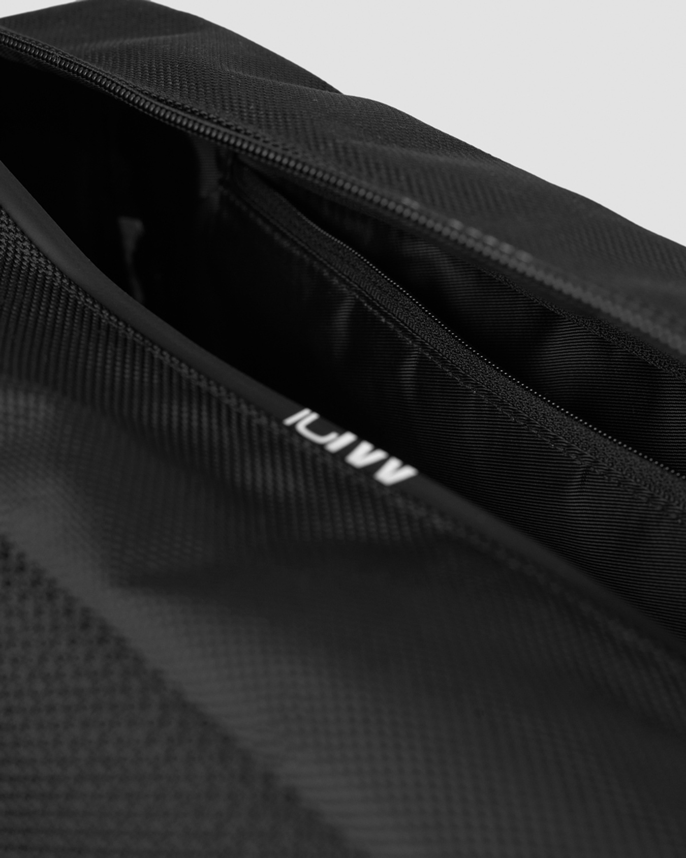 Training Club Sports Case Black - immagine $