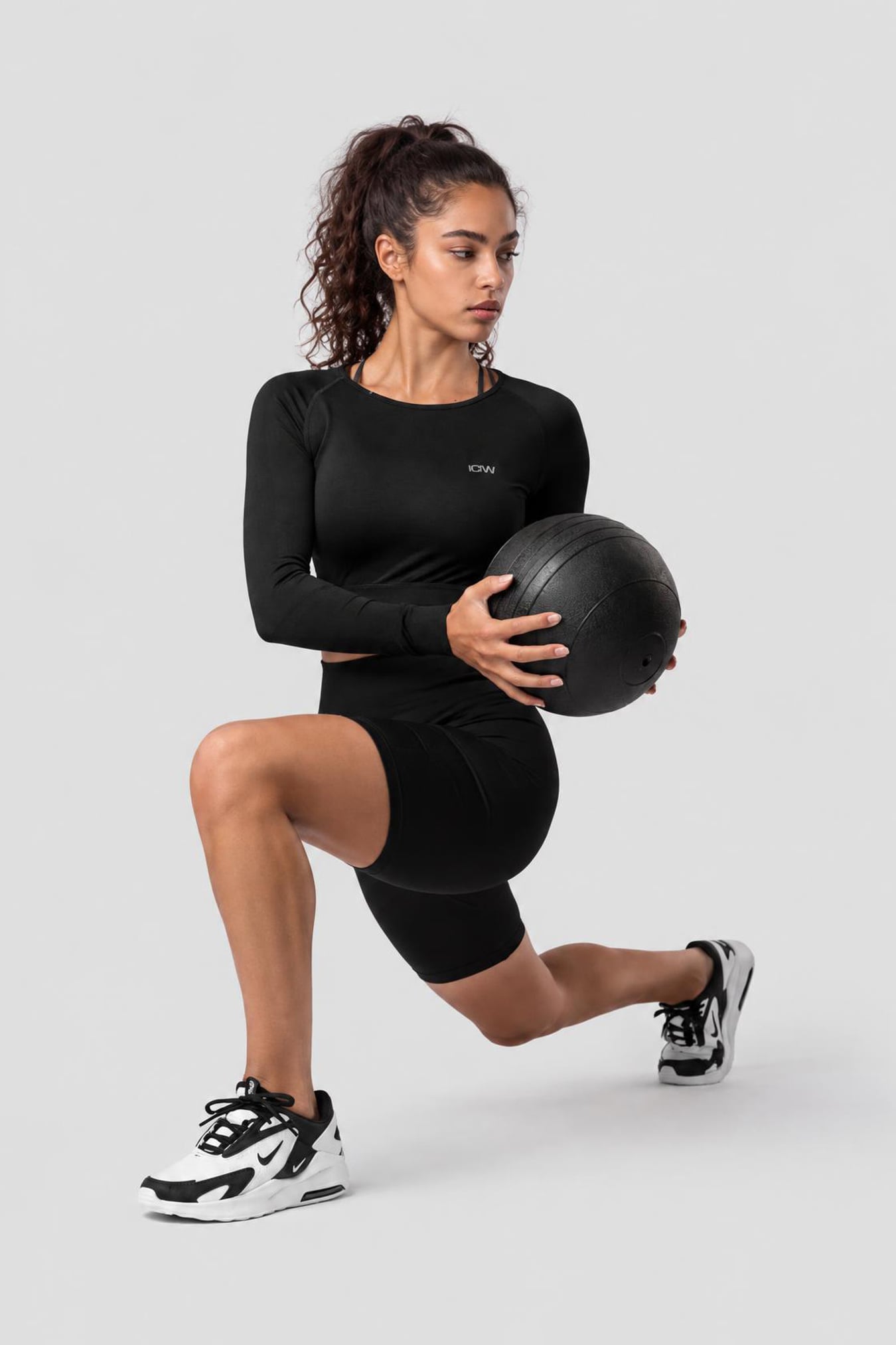 Define Seamless LS Crop Top Black - afbeelding 4