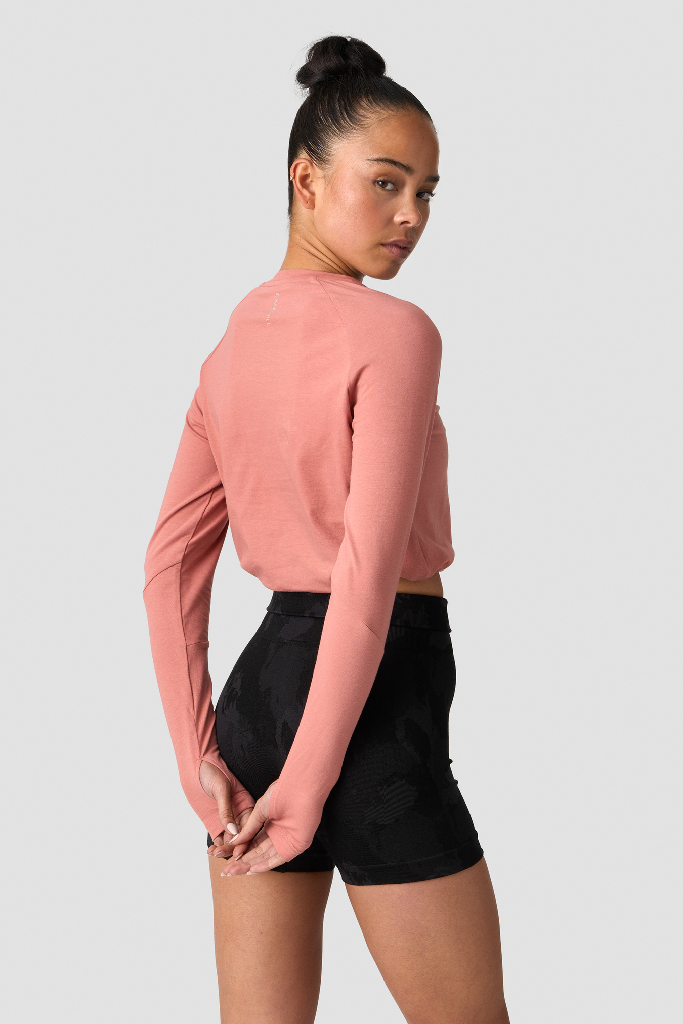 Define Cropped Adjustable Long Sleeve Rose - image 3