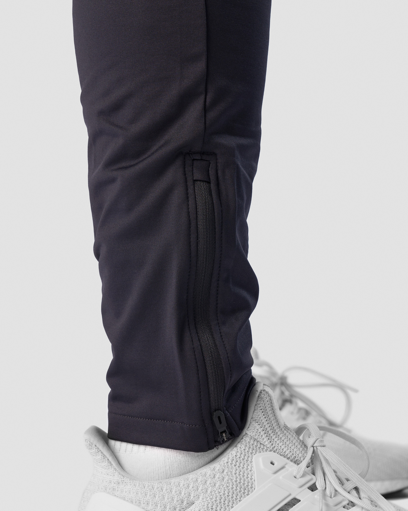 Ultimate Training Zip Pants Graphite - billede 4