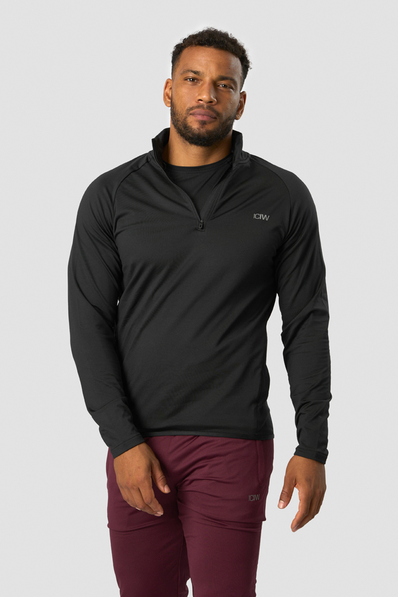 Ultimate Training 1/4 Zip Black - image 0