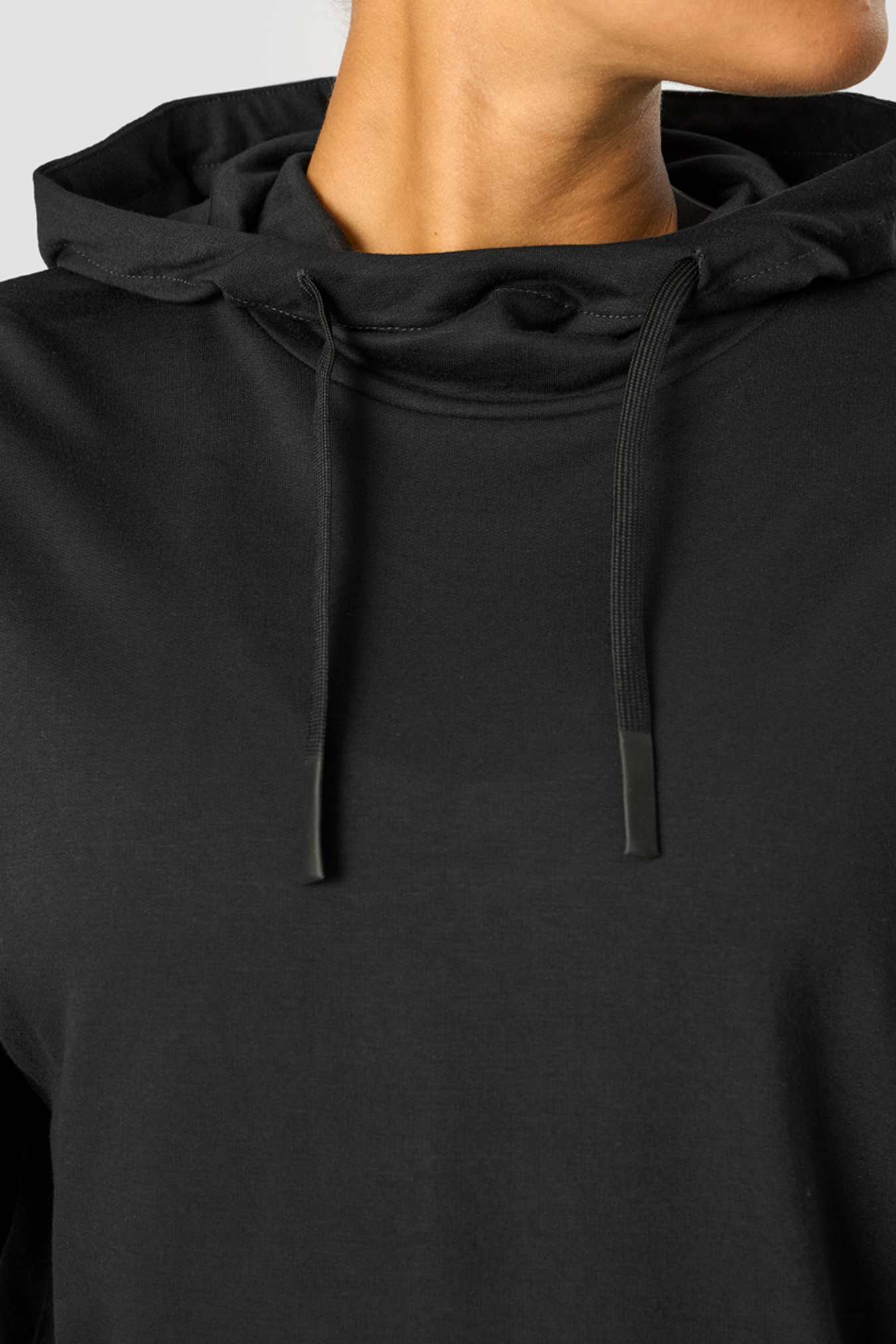 Ultimate Training Pullover Wmn Black - kuva 3
