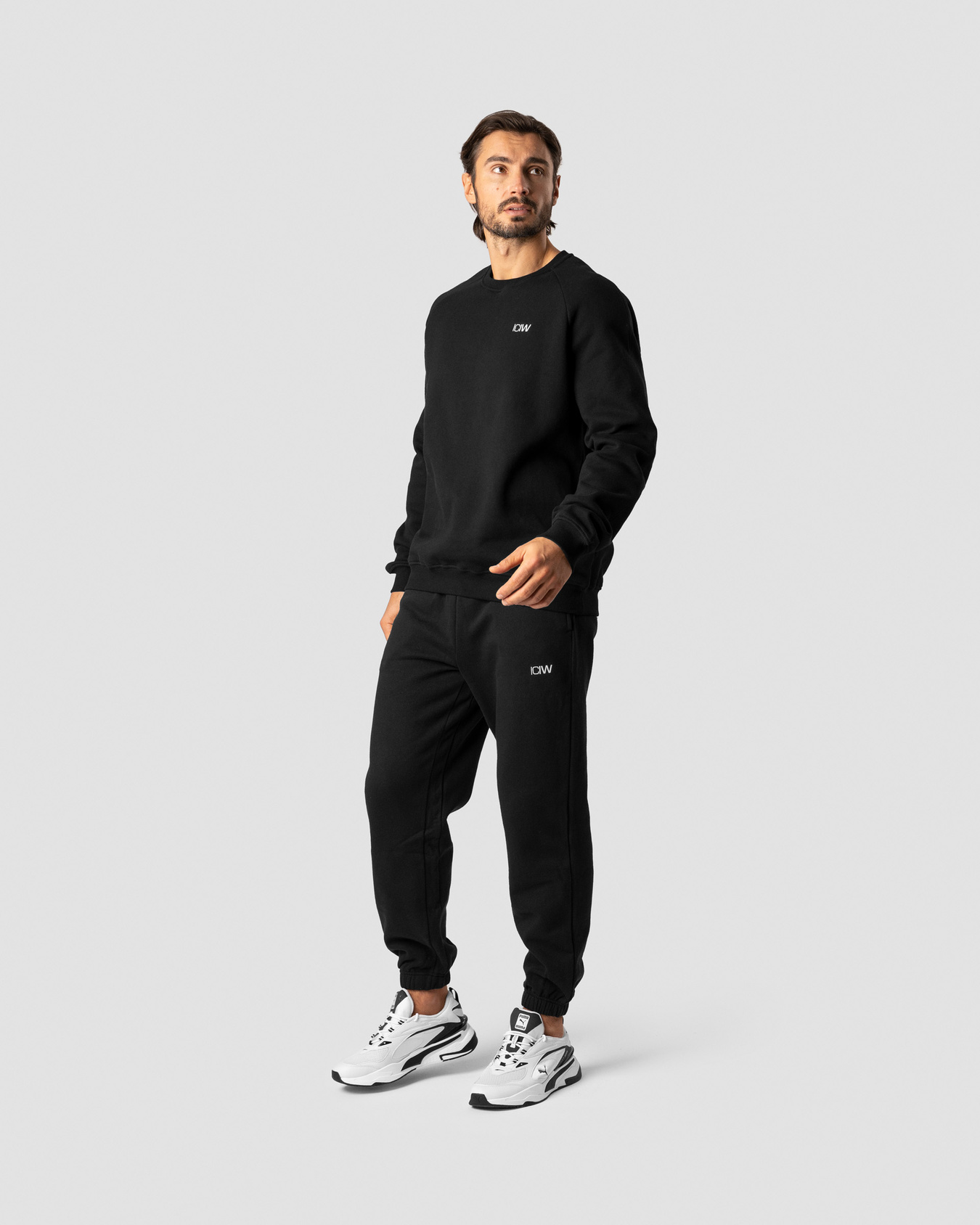 Essential Crewneck Black Men - Bild 5