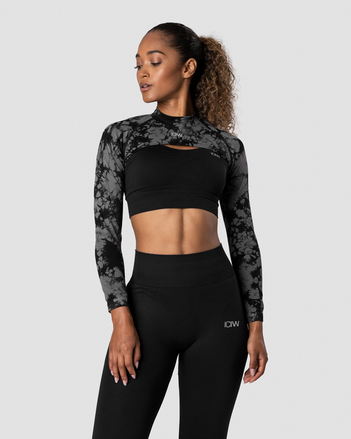 Define Seamless LS Shoulder Top Tie dye Black - Bild 1
