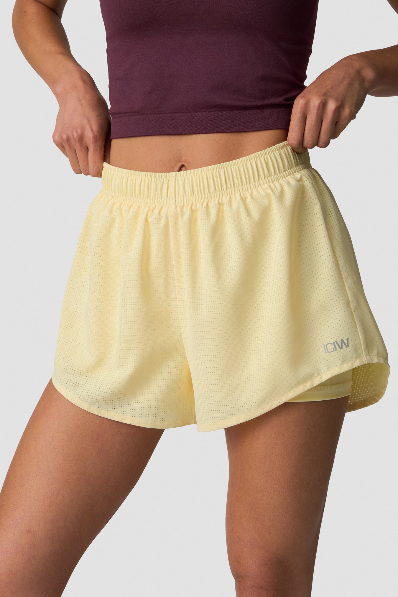 Mirage 2-in-1 Shorts Wmn Butter Yellow - billede 0