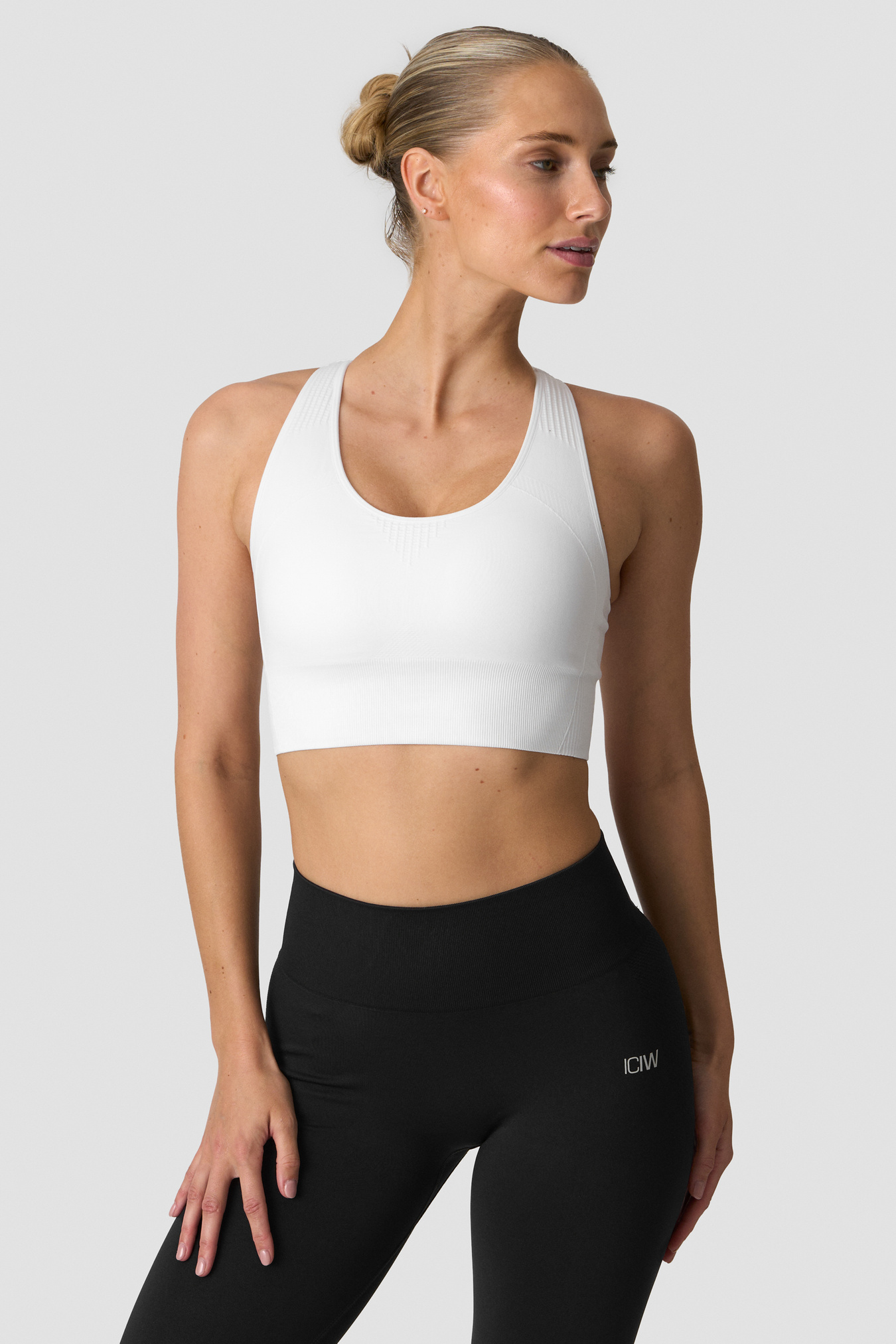 Soft Seamless Sports Bra White - kuva 3
