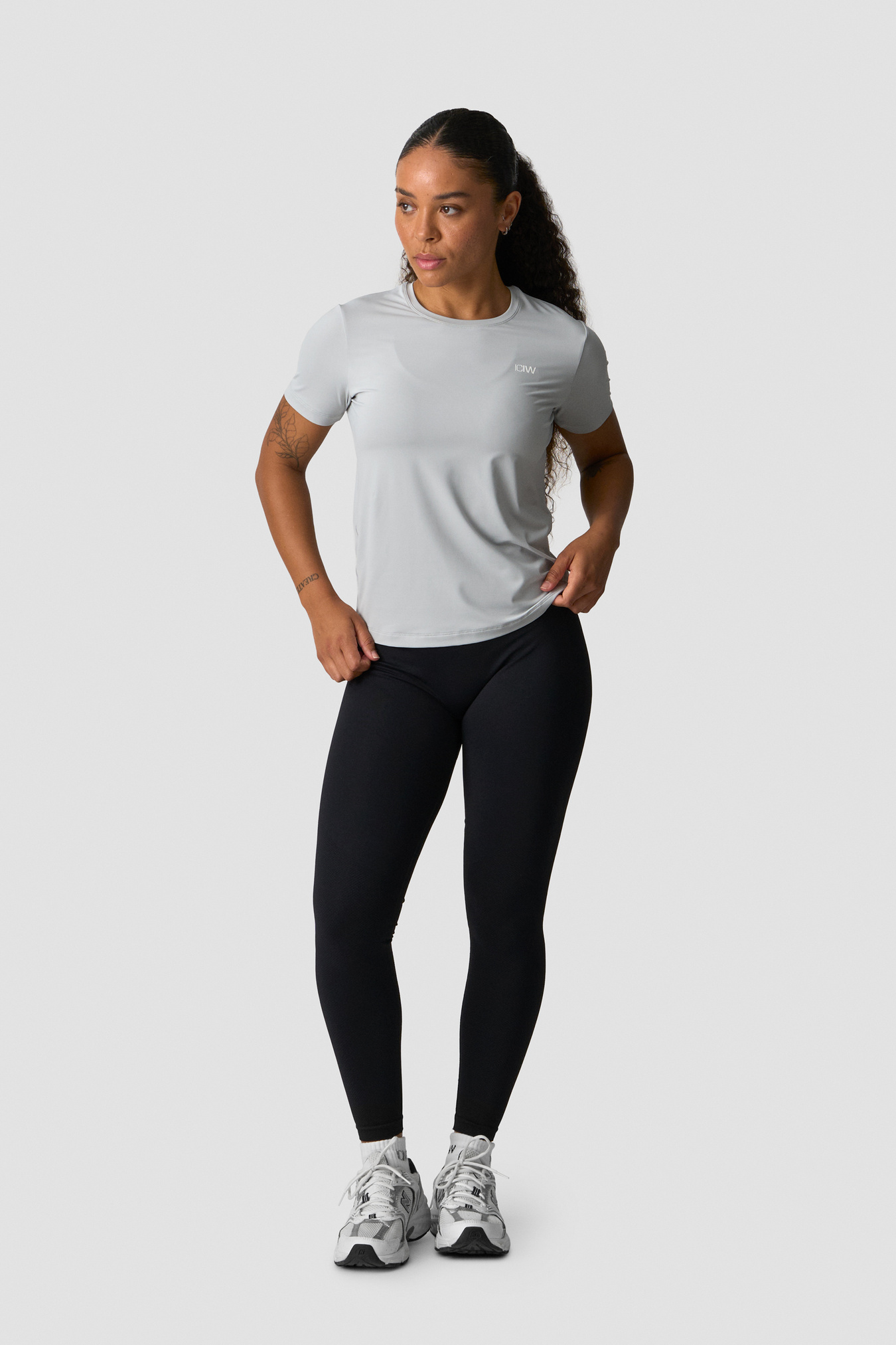 Training High Neck T-Shirt Wmn Light Grey - Bild 3