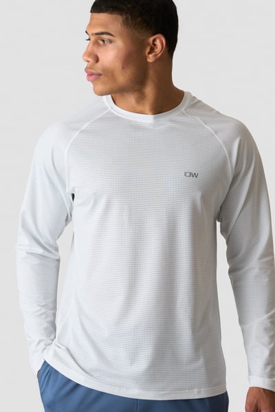 
                    Training Mesh Long Sleeve Men White
                    
                  