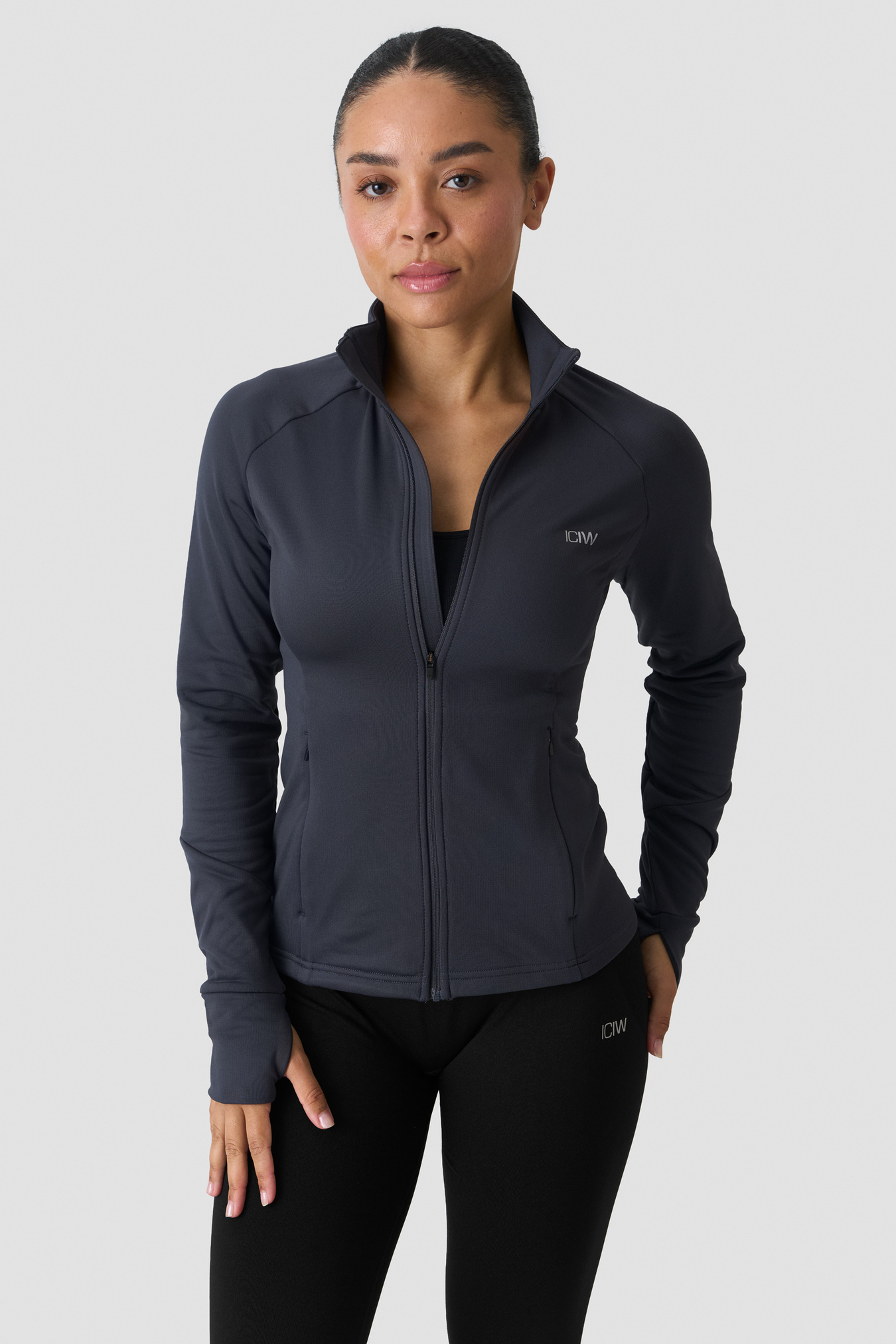 Essential Thermal Training Jacket Wmn Dusty Navy - imagen 1