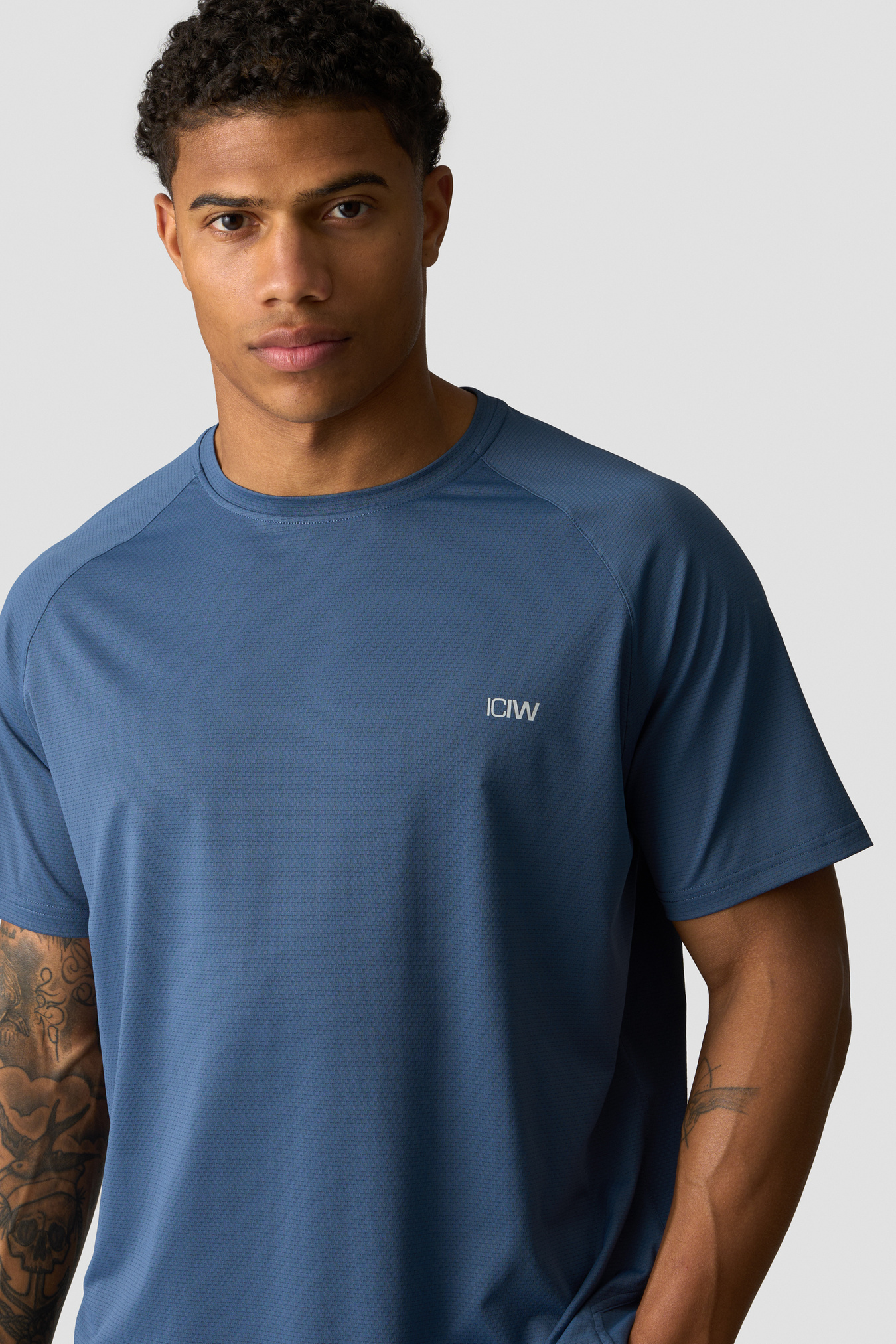 Stride Raglan T-shirt Dusty Twilight Blue - Bild 0