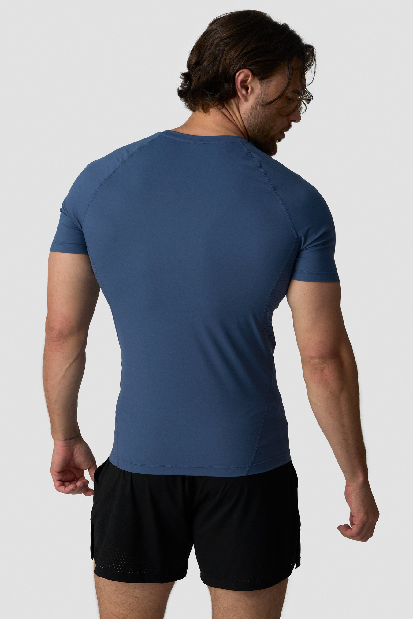 Ignite Muscle Fit T-Shirt Dusty Twilight Blue - Bild 2