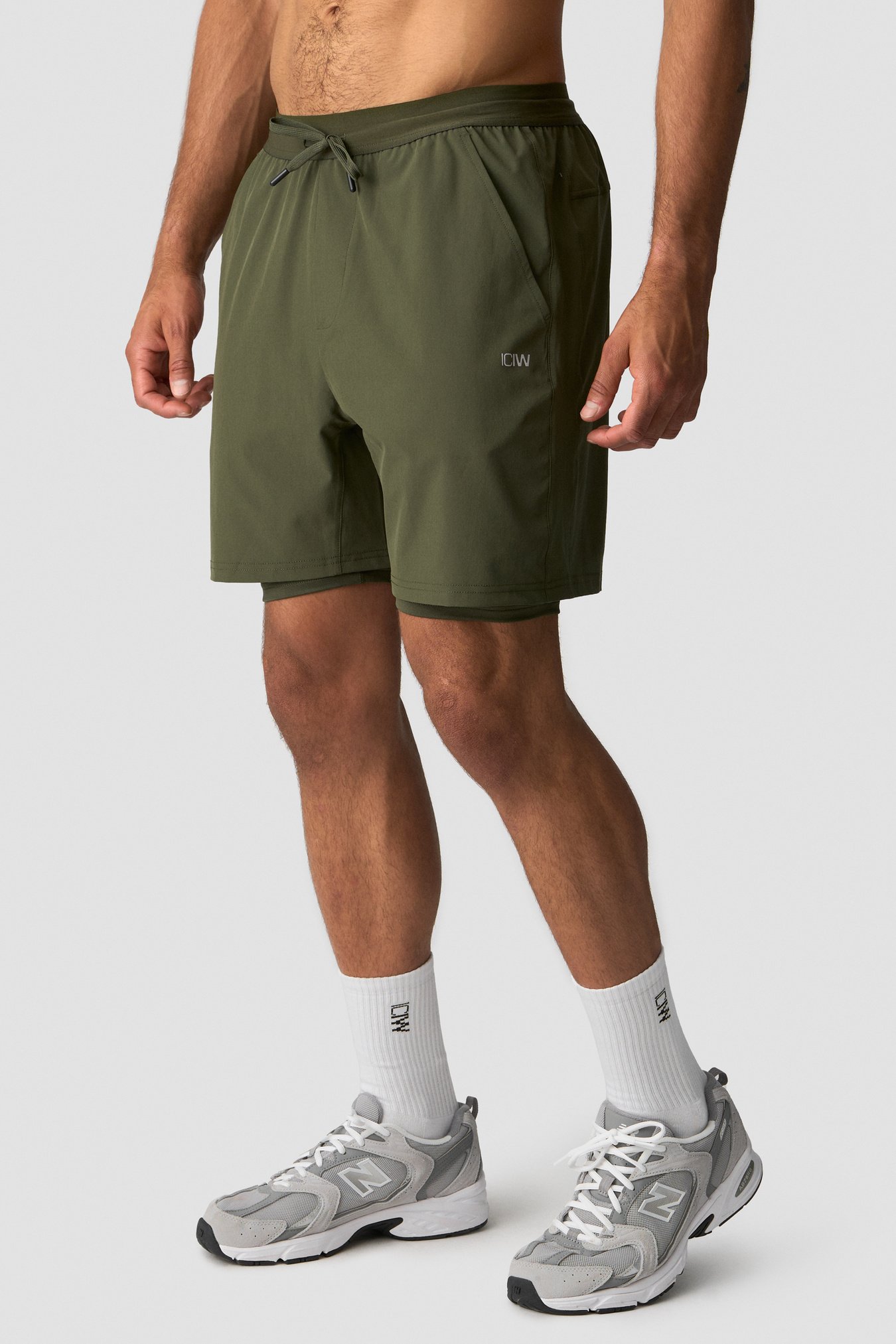 Workout 2-in-1 Shorts Dark Khaki Green - bild 0