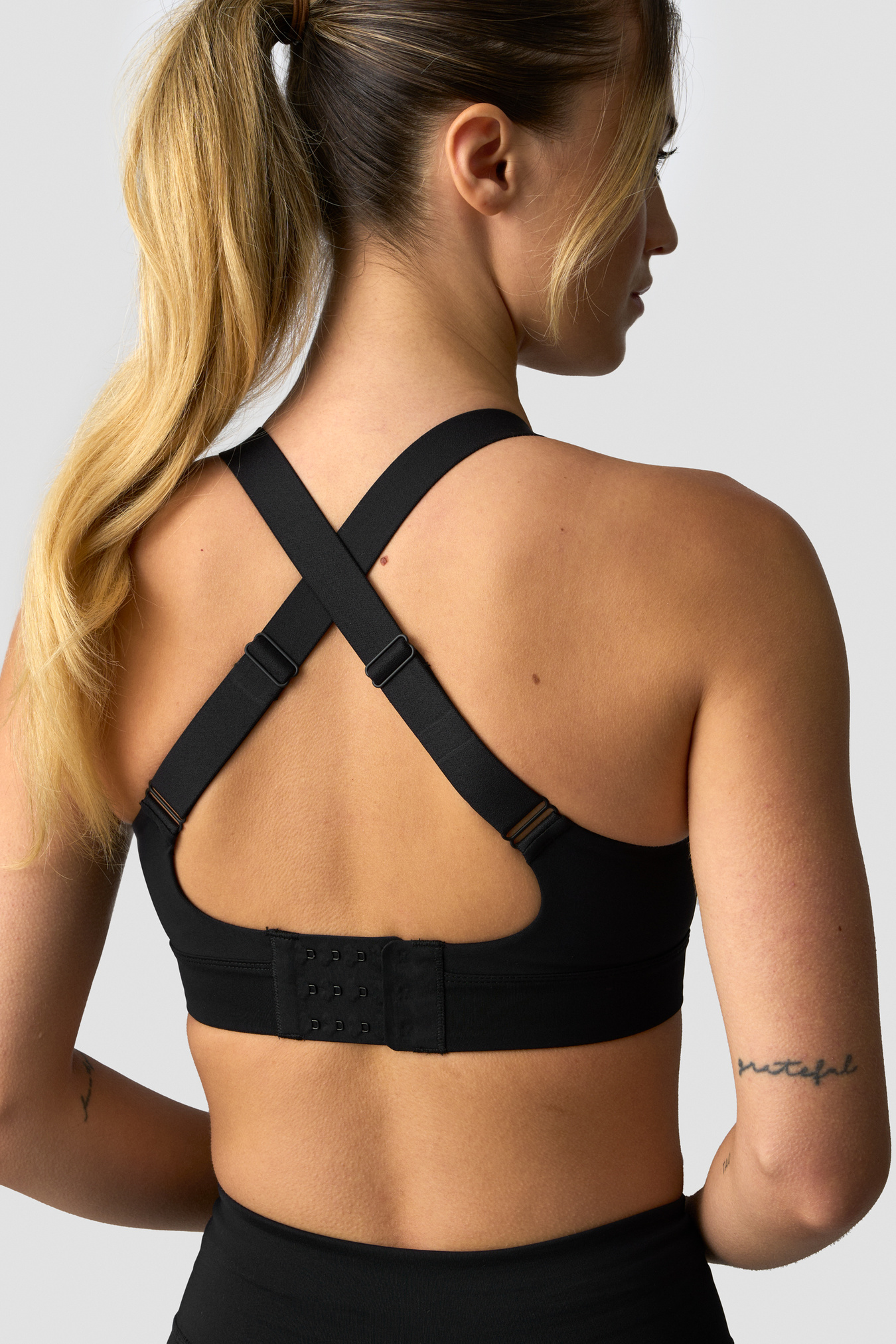 Essential High Intensity Sports Bra Black - imagen 1