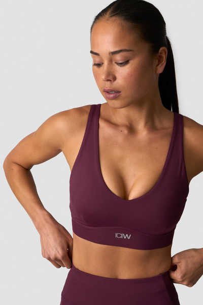 
                    Essential Mid Support Sports Bra Dark Mahogany
                    
                  