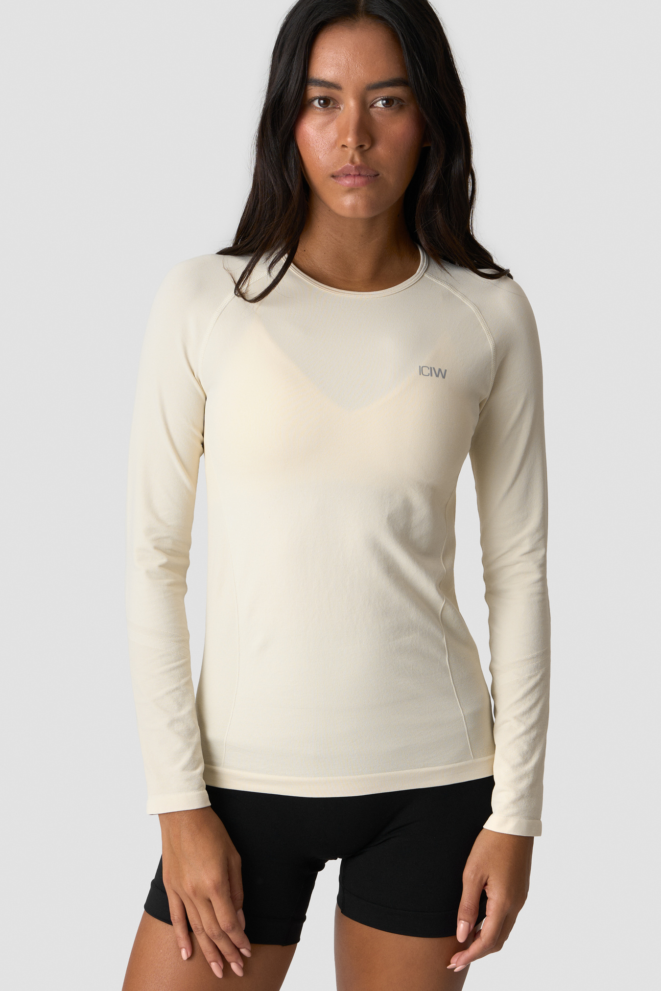 Define Seamless Long Sleeve Cream - image 0