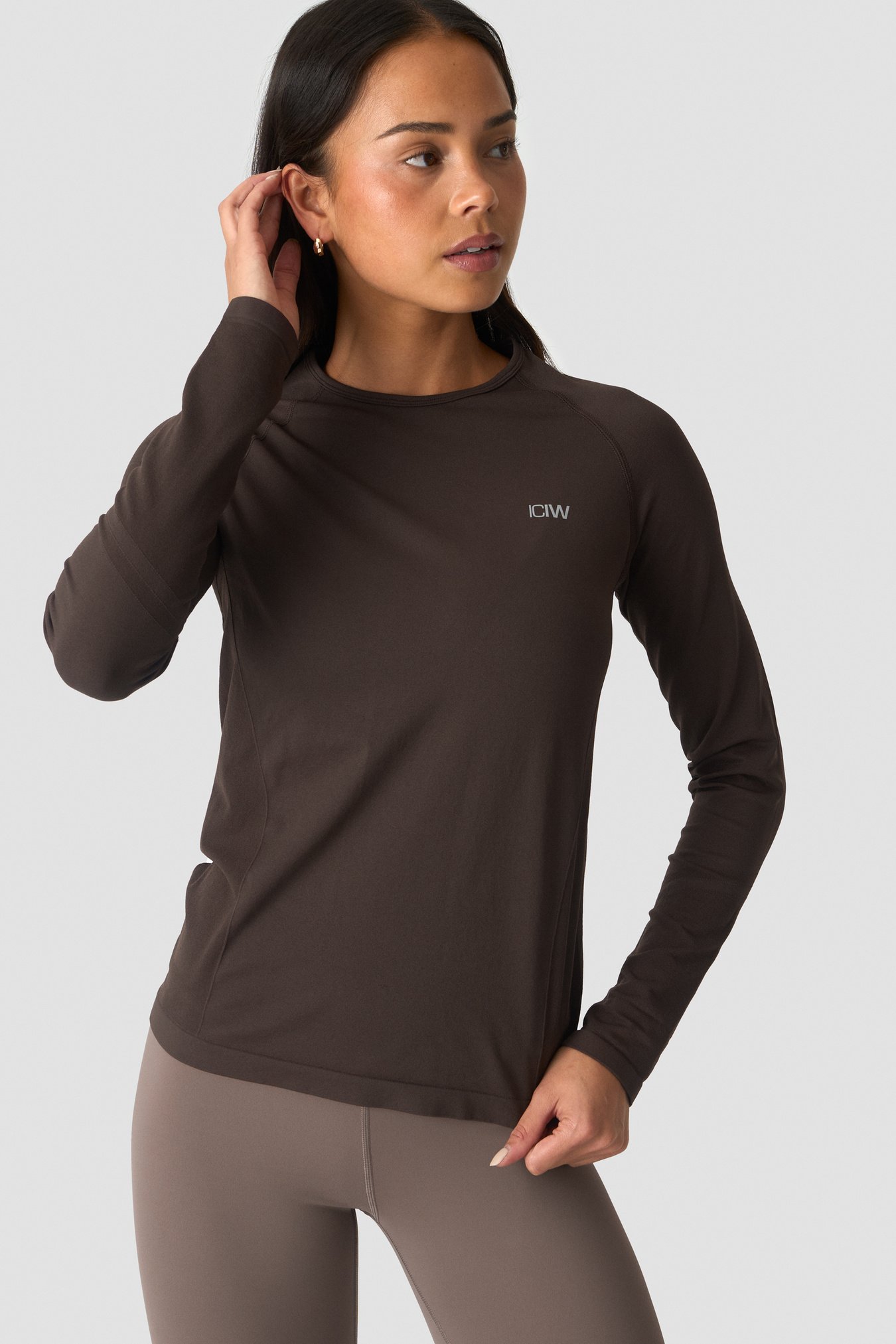 Define Seamless Long Sleeve Chocolate Brown - image 1