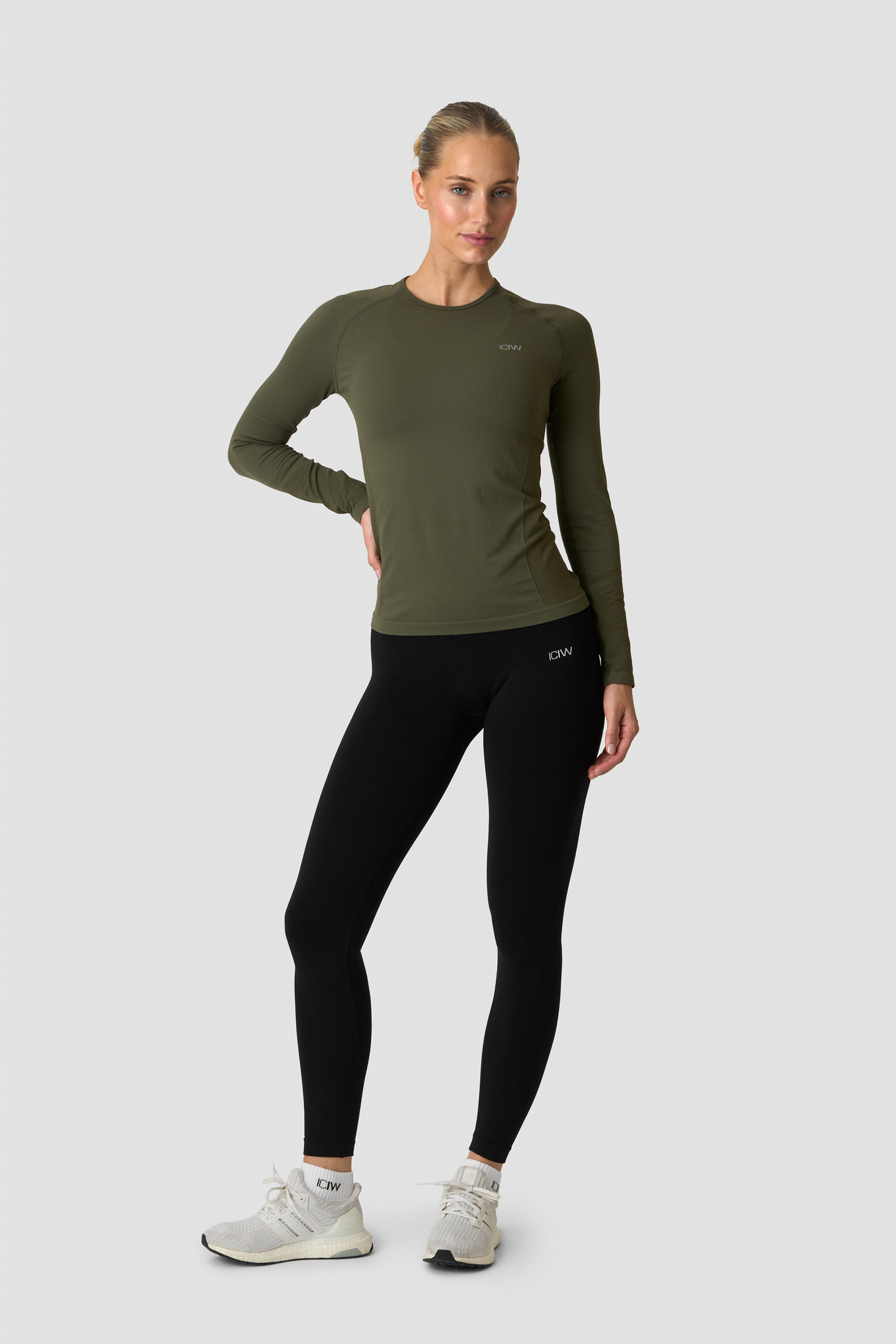 Define Seamless Long Sleeve Dark Khaki Green - image 3