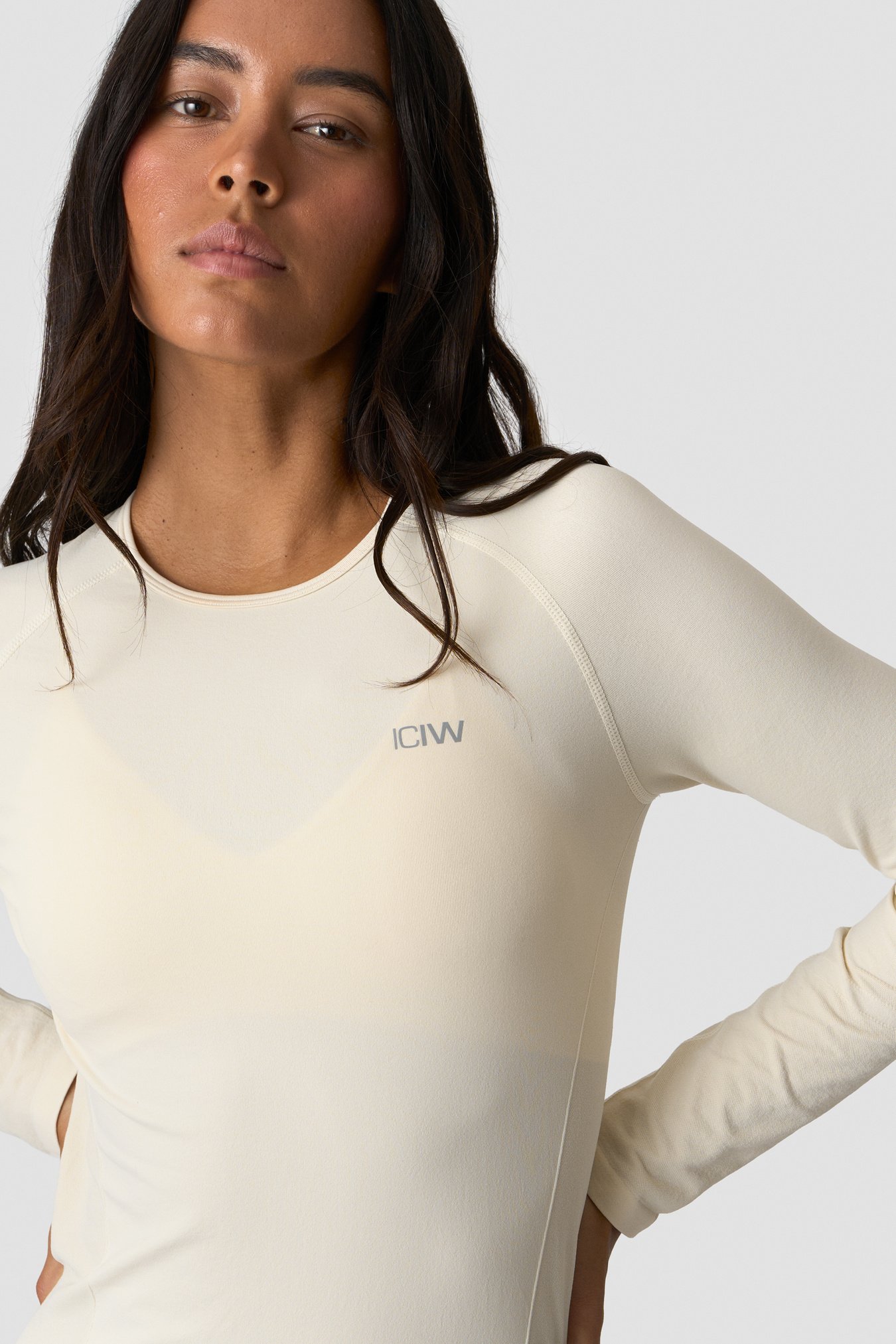 Define Seamless Long Sleeve Cream - image 2