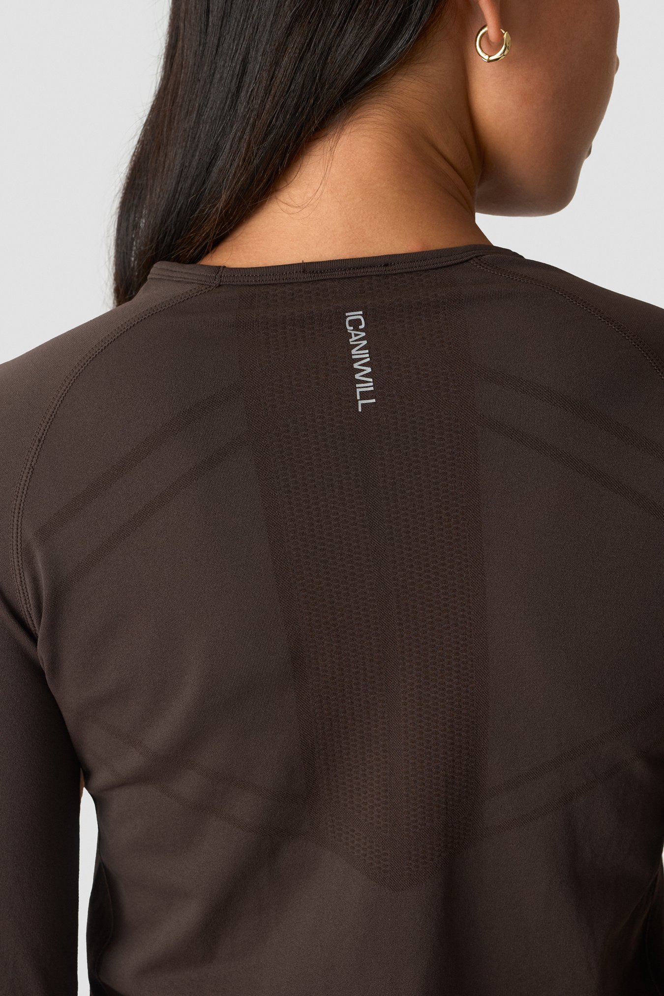 Define Seamless Long Sleeve Chocolate Brown - image 4