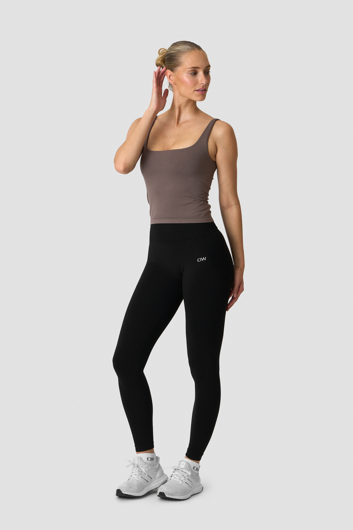 Smooth Seamless 2-in-1 Tank Dusty Brown - immagine $