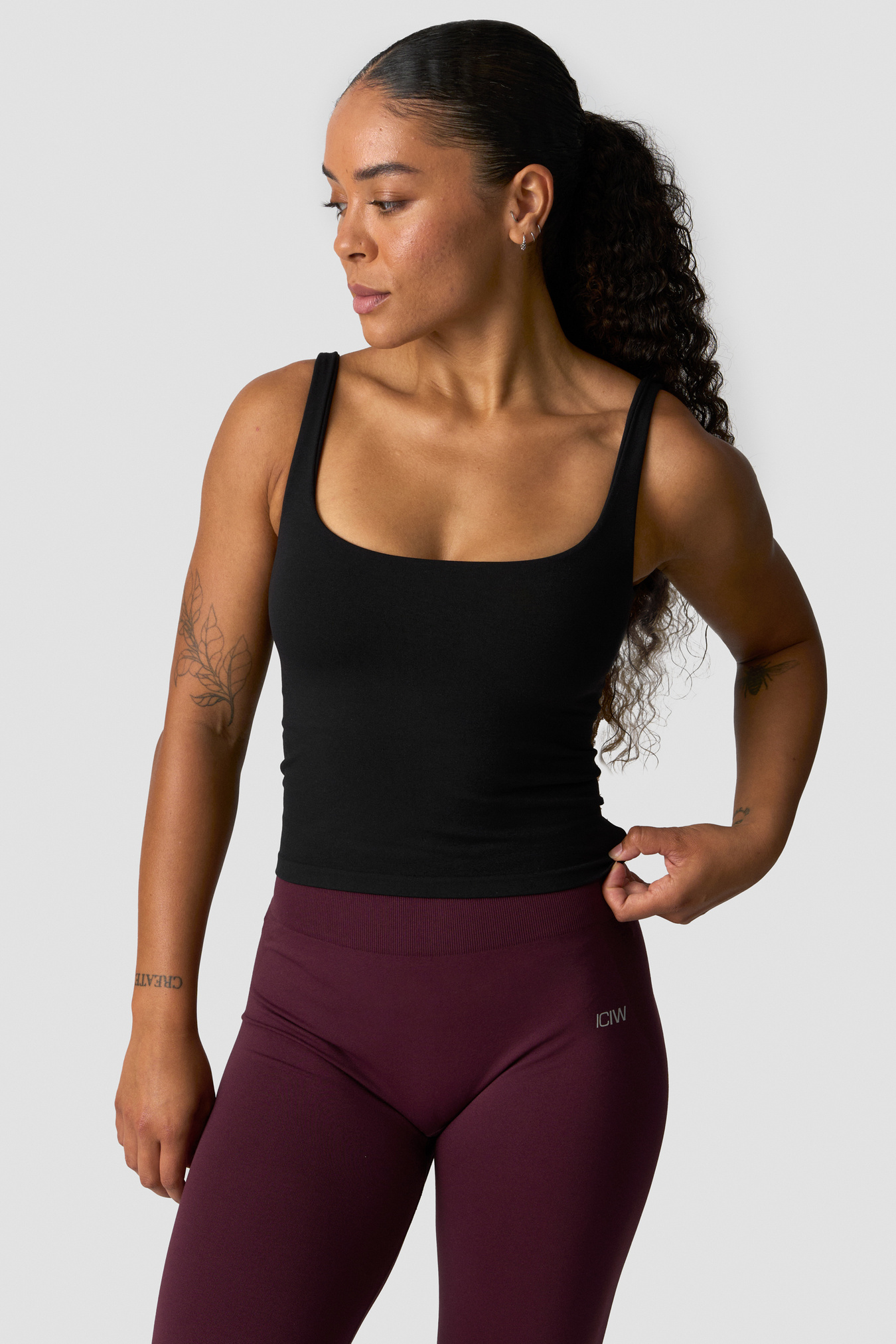 Smooth Seamless 2-in-1 Tank Black - immagine $