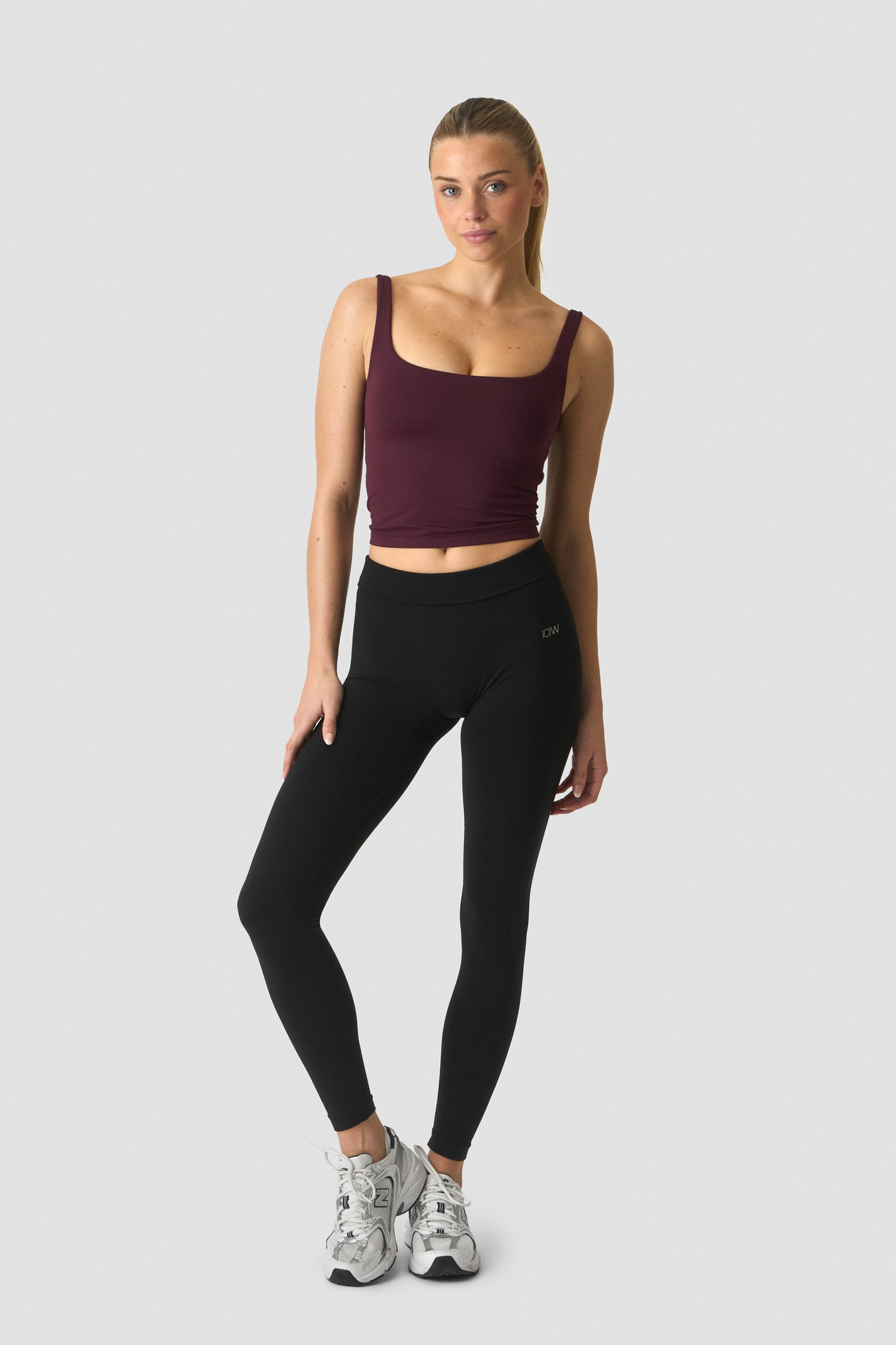 Smooth Seamless 2-in-1 Tank Dark Mahogany - Bild 3