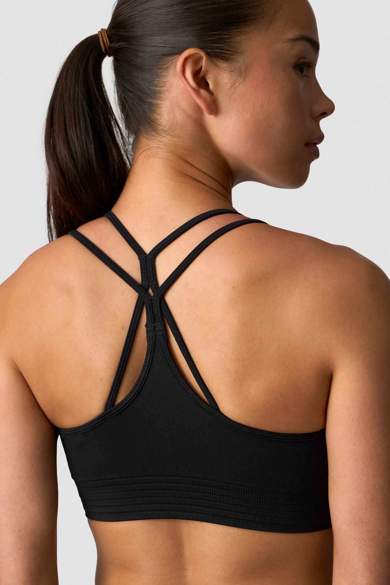 Define Seamless V-neck Sports Bra Black - bilde 2