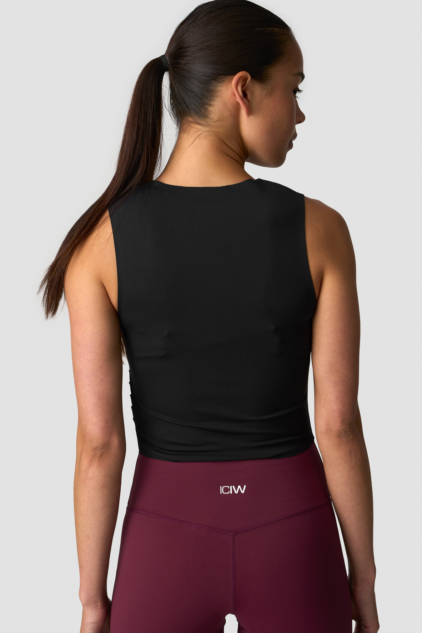 Nimble Cropped Tank Top Black - image 2