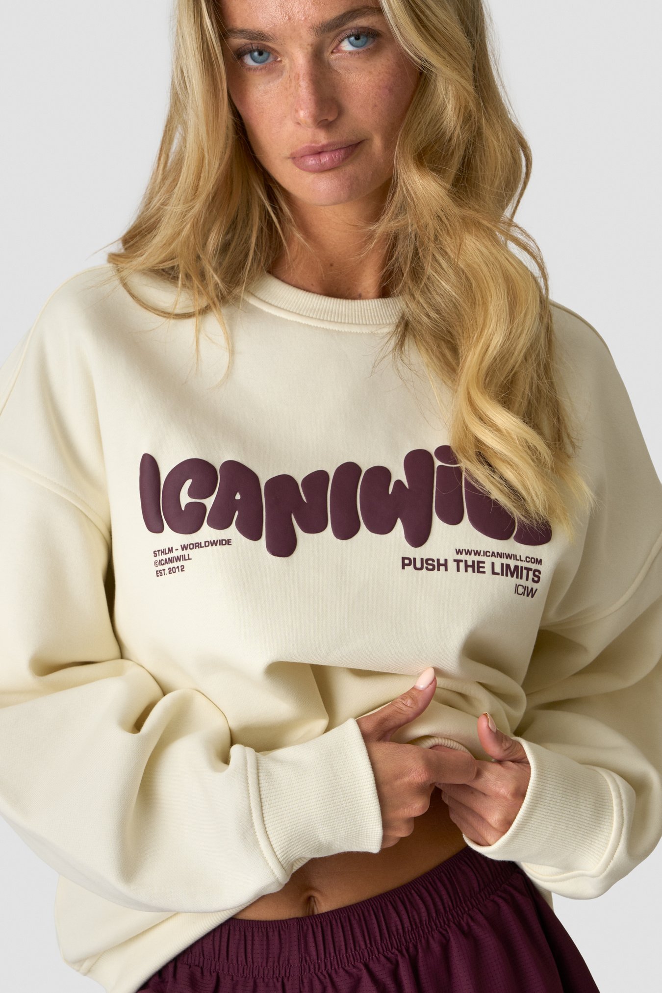 Everyday Relaxed Crewneck Print Cream - Bild 2
