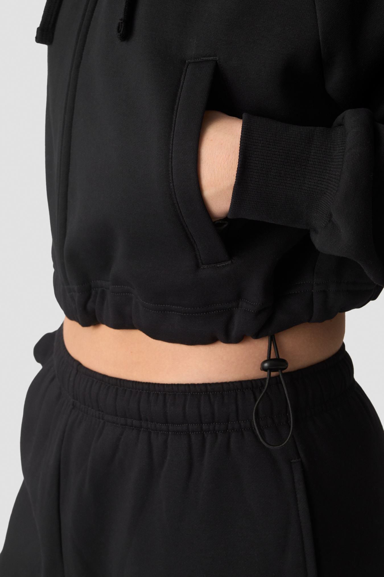 Everyday Cropped Zipper Hoodie Black - bild 4