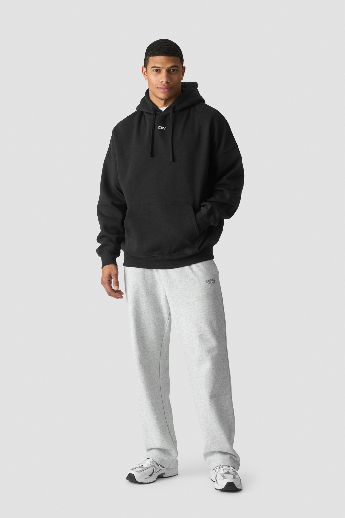 Everyday Relaxed Hoodie Black - immagine $
