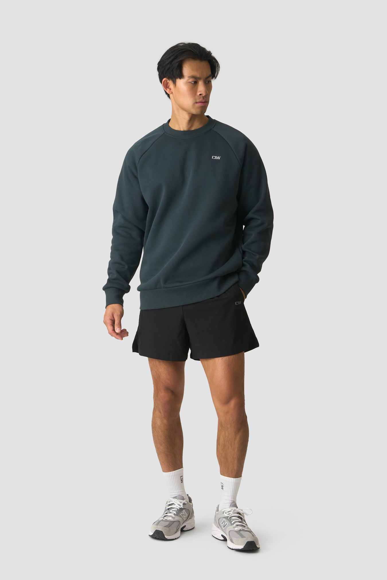 Everyday Crewneck Dark Green - Bild 4