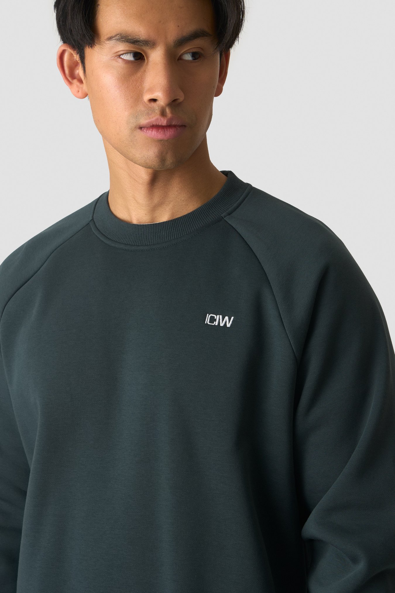 Everyday Crewneck Dark Green - Bild 2