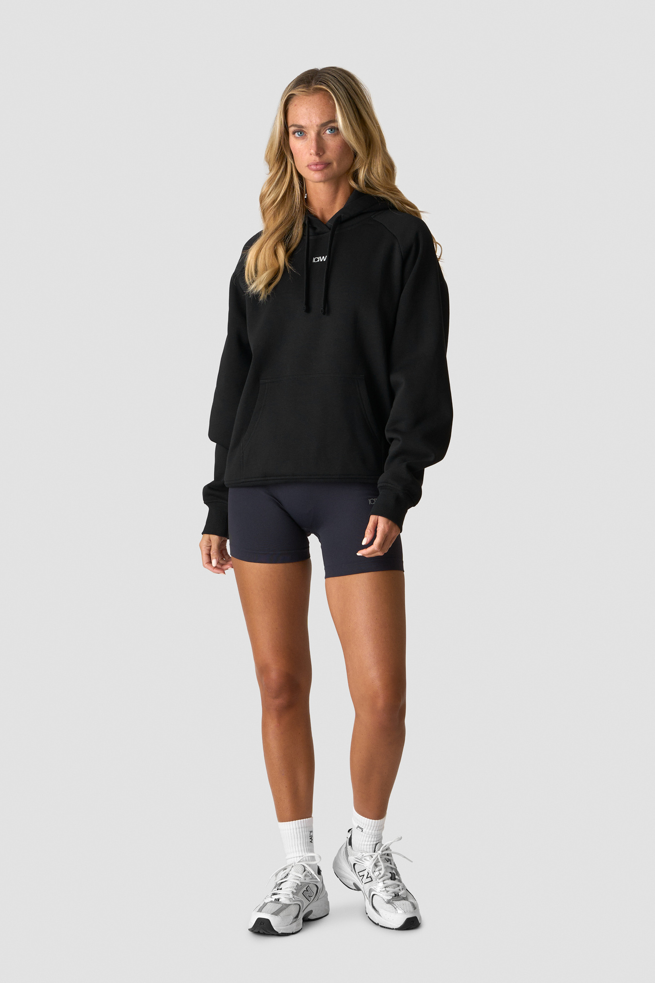 Everyday Hoodie Black - Bild 3