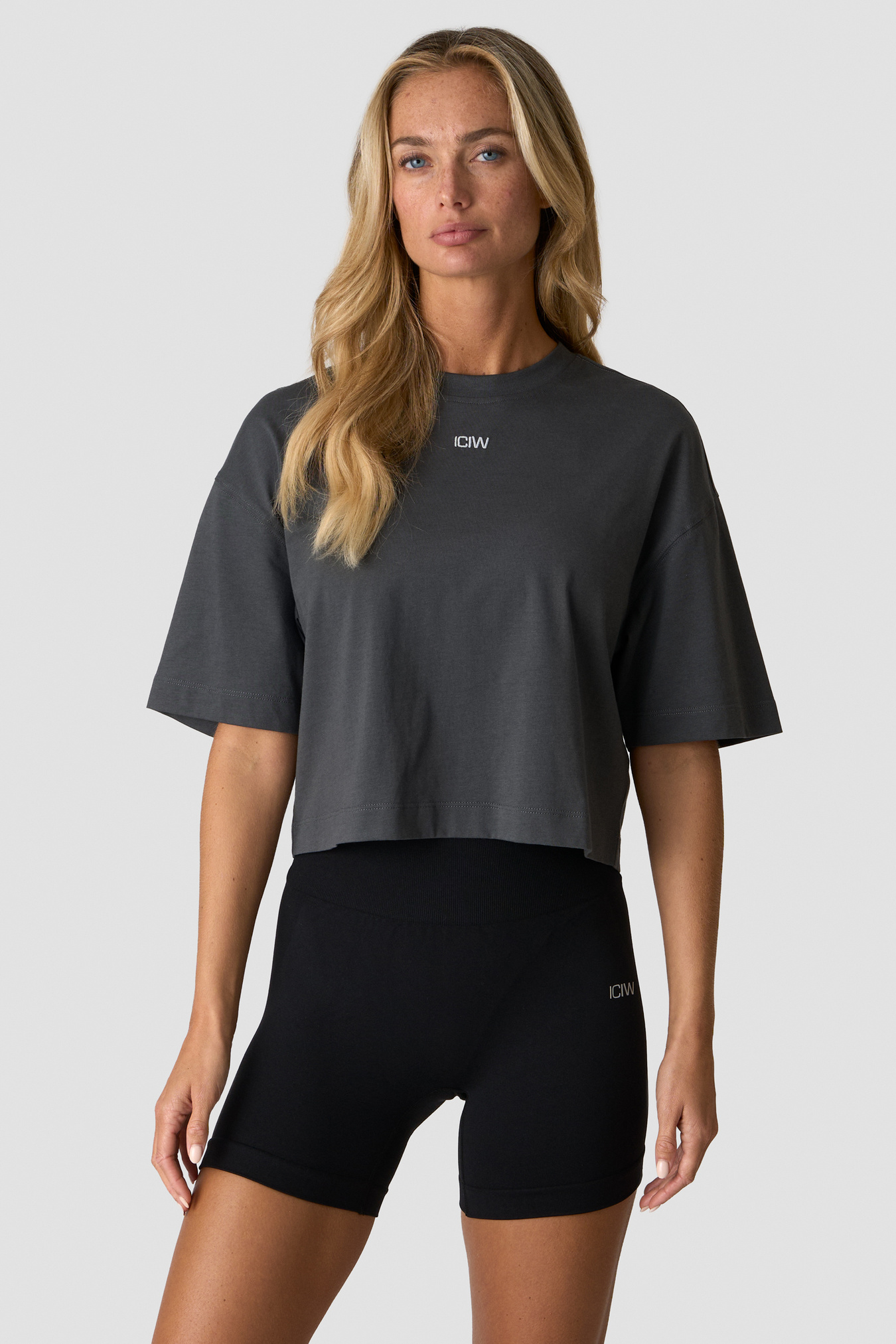 Everyday Cropped Cotton Tee Charcoal Grey - immagine $
