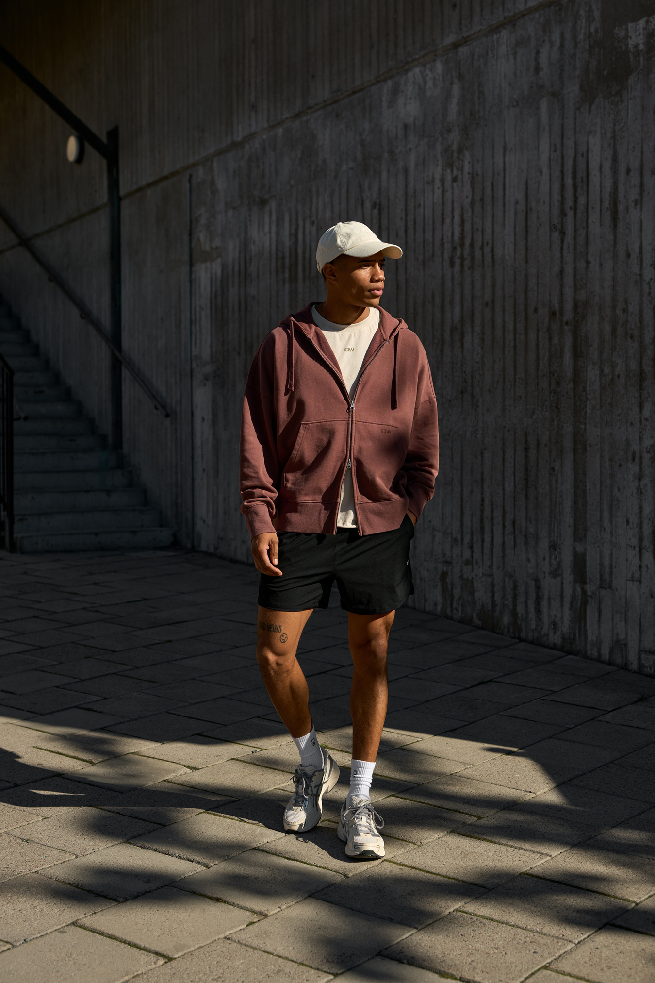 Stonewashed Zipped Hoodie  Auburn Brown - image 5