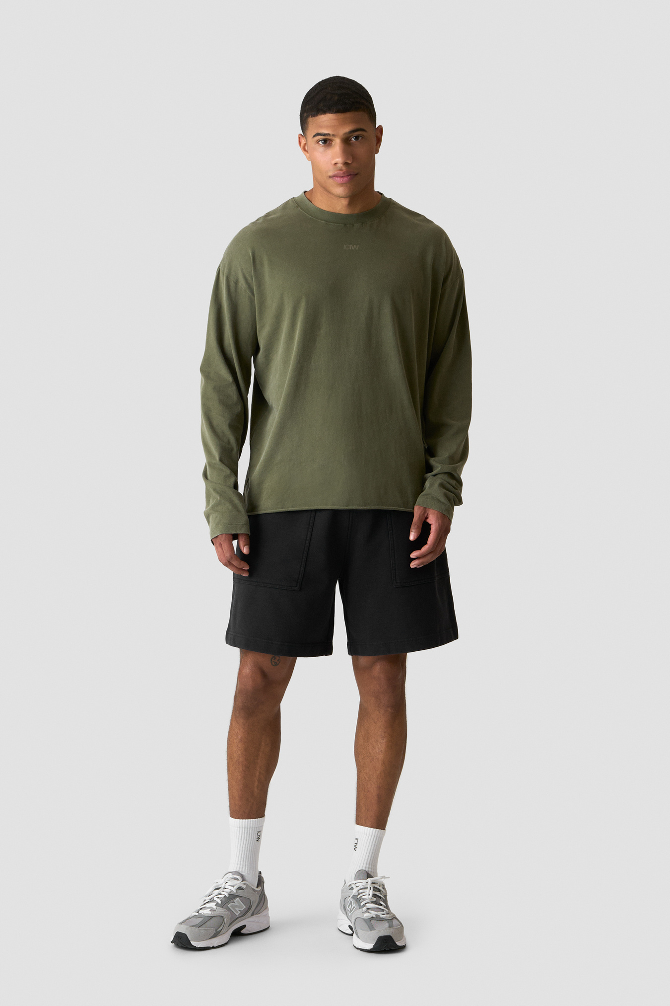 Stonewashed Sweatshorts Black - image 3